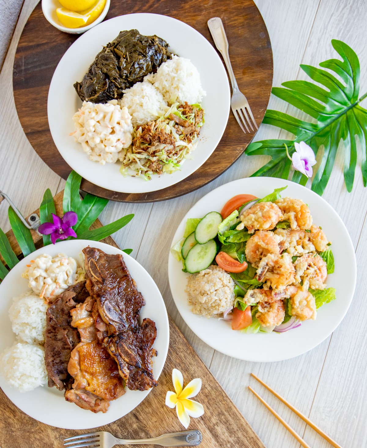 L&L Hawaiian Barbecue plates